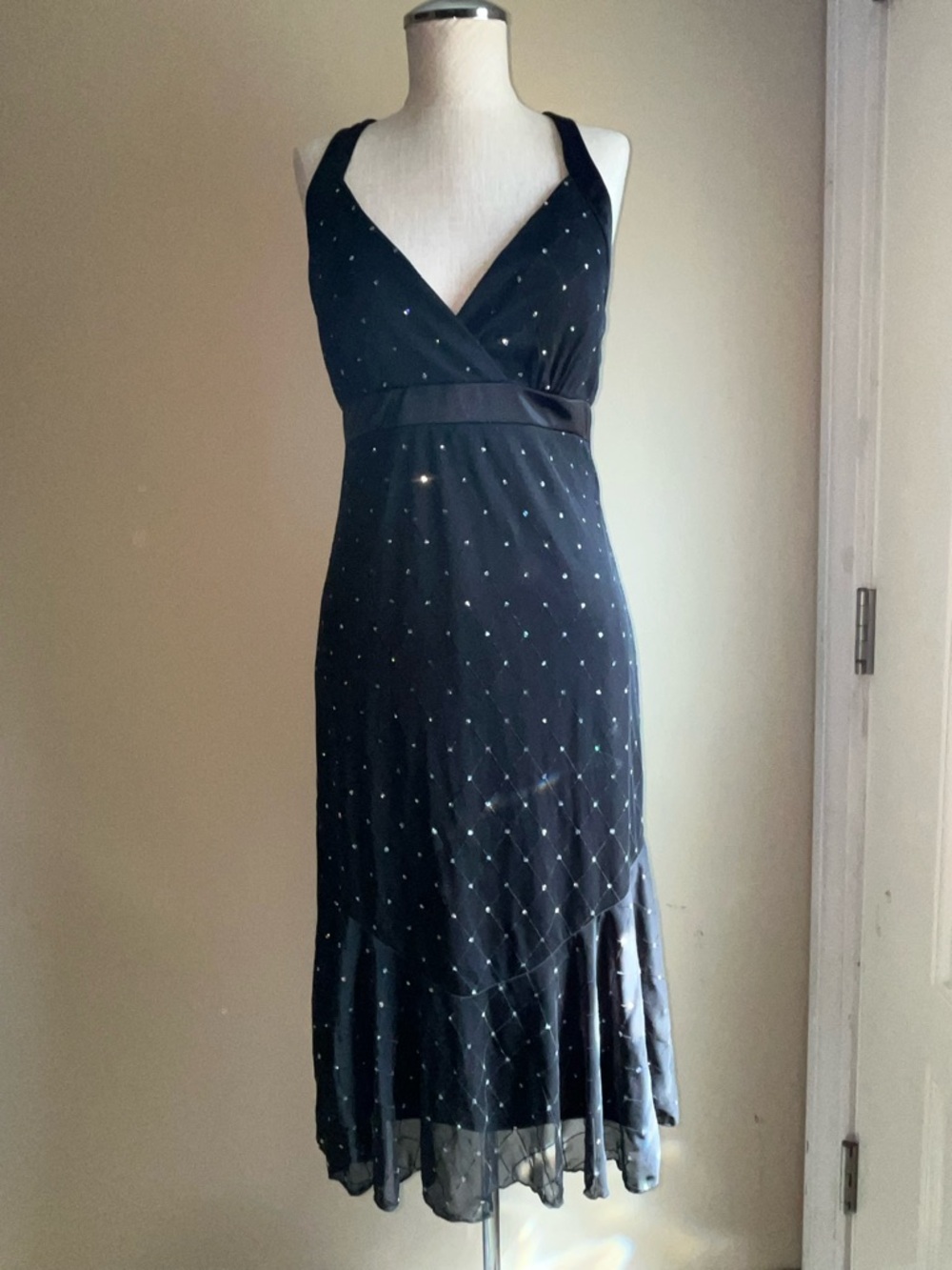 R&M Richards Black Sleeveless V-Neck Embellished Midi Dress